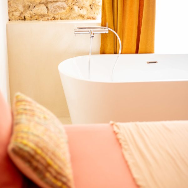 Coffret-cadeau Une nuit d’exception pour 2 personnes à La Maison des Lamanon et l’accès à son Spa